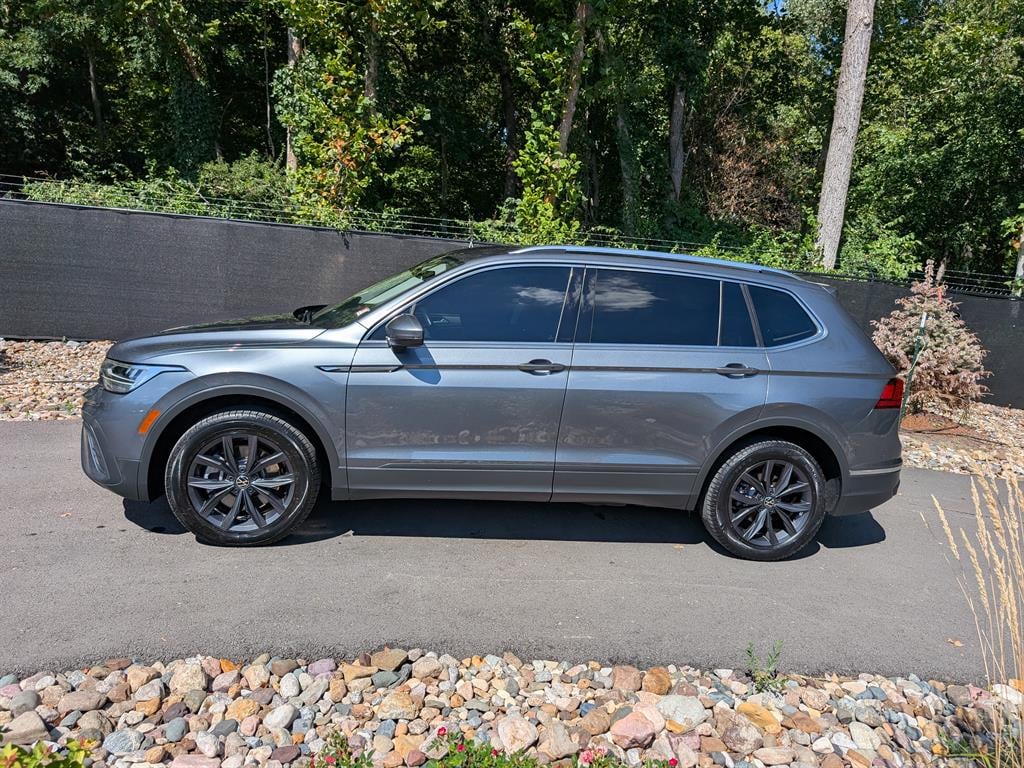 Used 2022 Volkswagen Tiguan SE with VIN 3VV3B7AX0NM046350 for sale in Kansas City