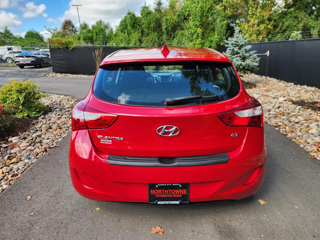 2013 Hyundai Elantra GT Base photo 4