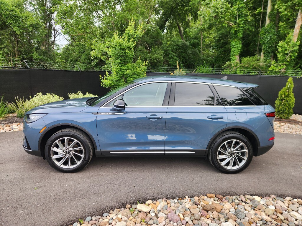 Used 2023 Lincoln Corsair Base with VIN 5LMCJ1CA2PUL07461 for sale in Kansas City