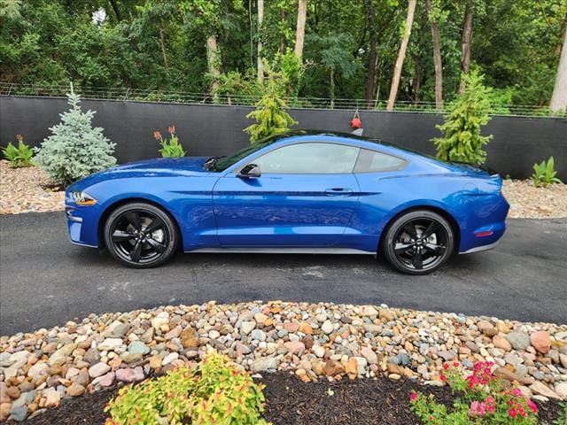 Used 2022 Ford Mustang EcoBoost Premium with VIN 1FA6P8TH5N5121998 for sale in Kansas City, MO