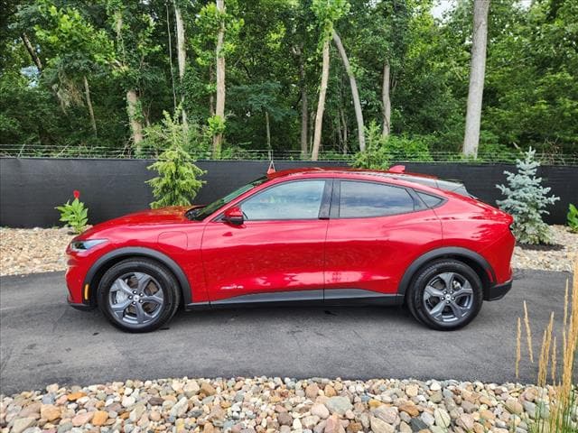 Used 2022 Ford Mustang Mach-E Select AWD with VIN 3FMTK1SS4NMA05150 for sale in Kansas City, MO