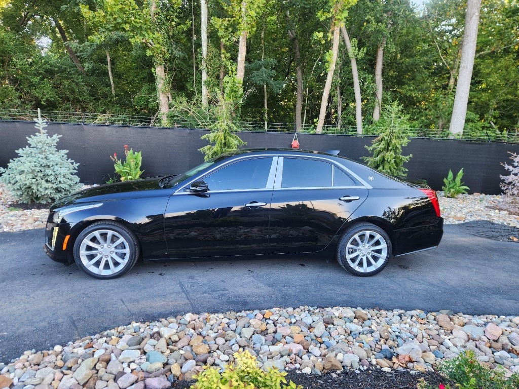 Used 2019 Cadillac CTS Sedan Luxury with VIN 1G6AX5SX8K0138382 for sale in Kansas City, MO