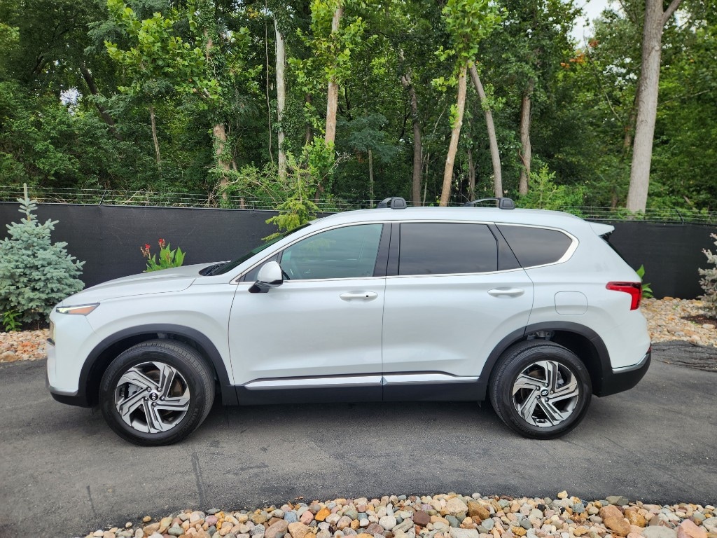 Used 2022 Hyundai Santa Fe SEL with VIN 5NMS24AJ0NH377209 for sale in Kansas City