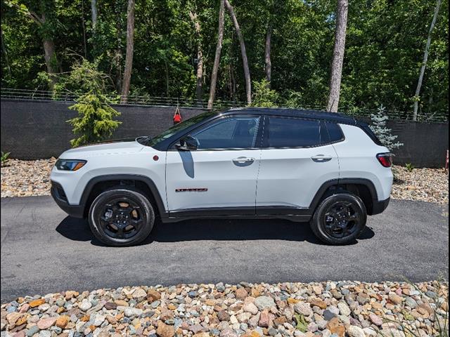 Used 2023 Jeep Compass Trailhawk with VIN 3C4NJDDN8PT524767 for sale in Kansas City, MO