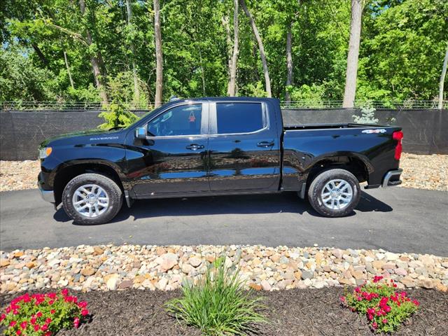 Used 2023 Chevrolet Silverado 1500 LT with VIN 2GCUDDED8P1143298 for sale in Kansas City, MO