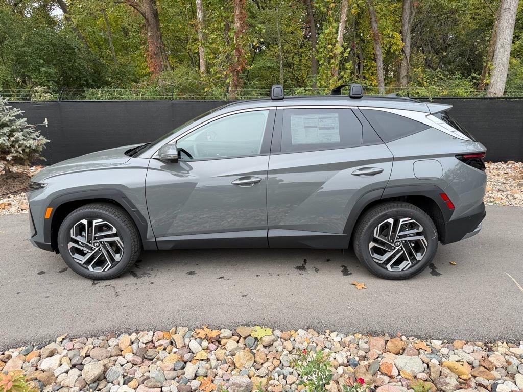 New 2026 Hyundai Tucson Limited AWD SUV