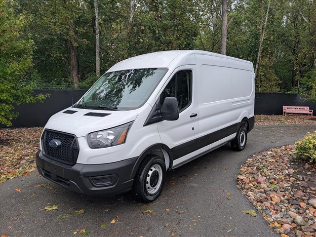  Ford Transit-250 Cargo