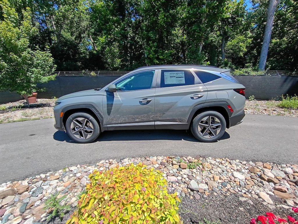 New 2026 Hyundai Tucson SEL AWD SUV