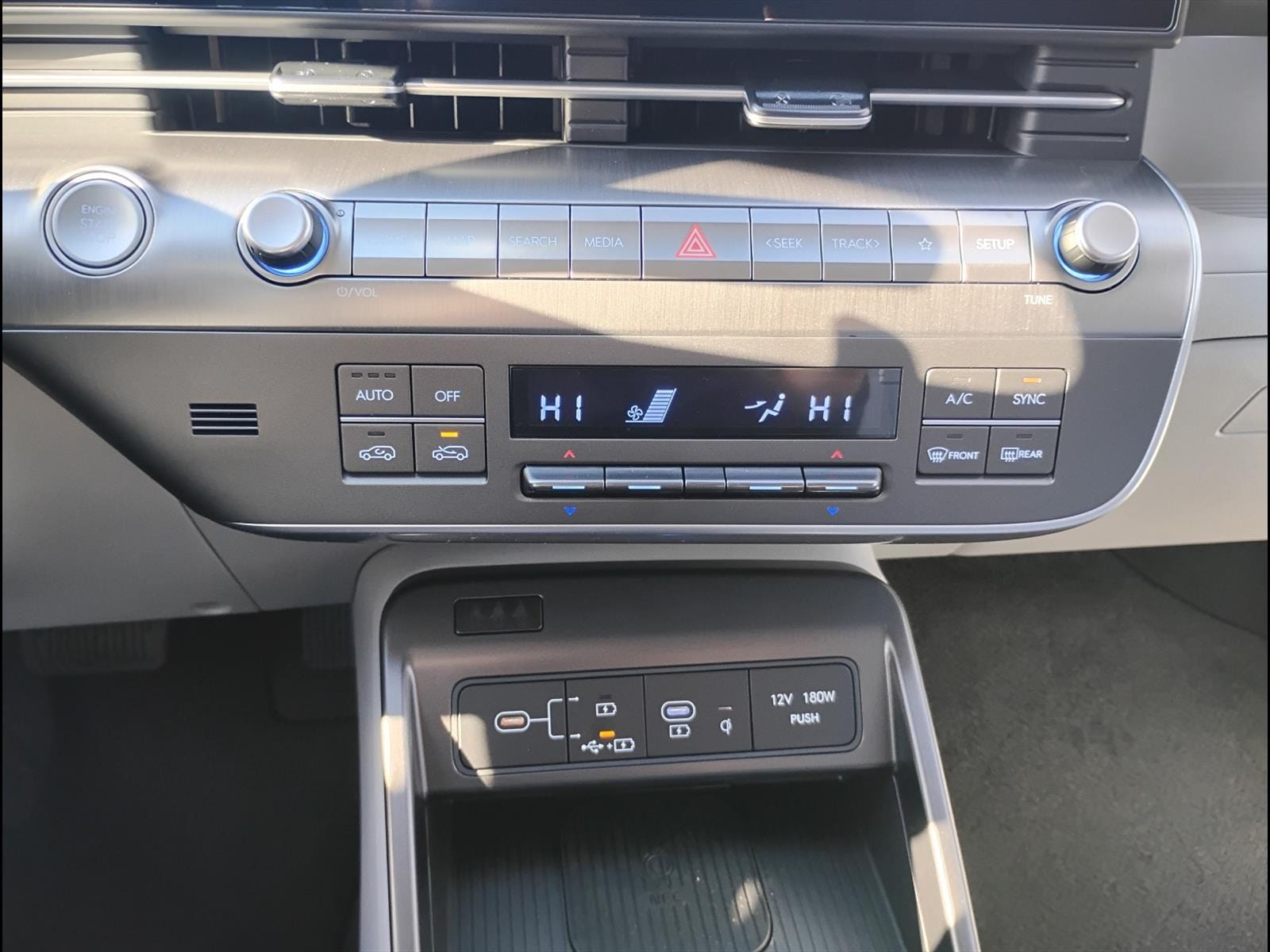 2026 Hyundai Kona Limited - Photo 30