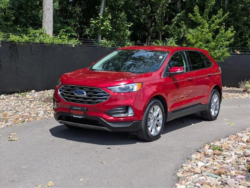 Used 2023 Ford Edge Titanium SUV