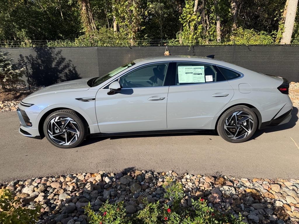 New 2026 Hyundai Sonata SEL Sport Sedan