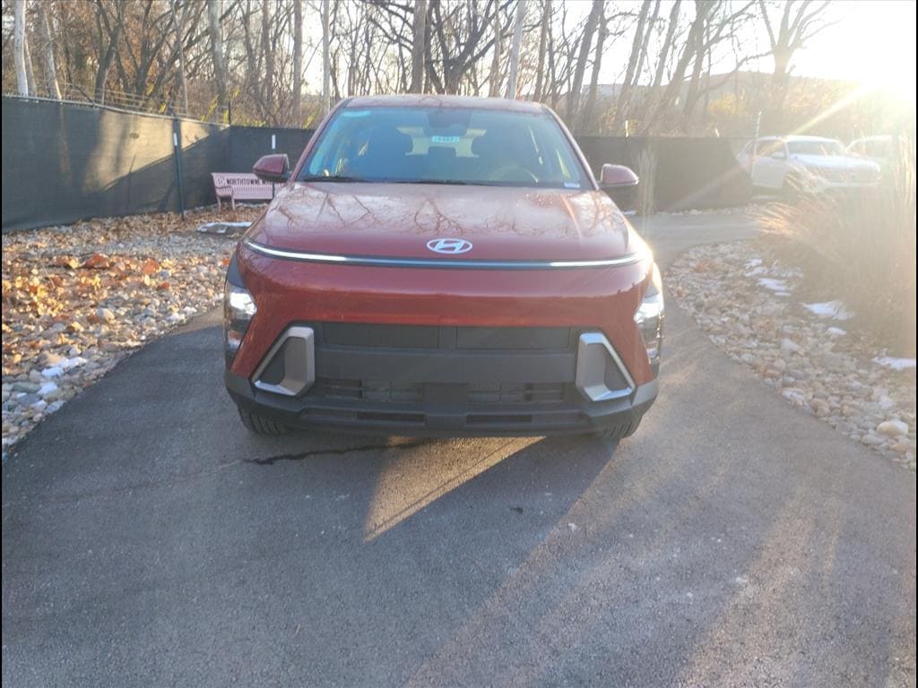 2026 Hyundai Kona SE's photo