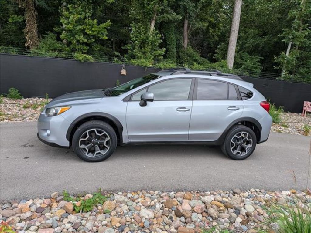 Used 2013 Subaru XV Crosstrek 2.0i Premium SUV