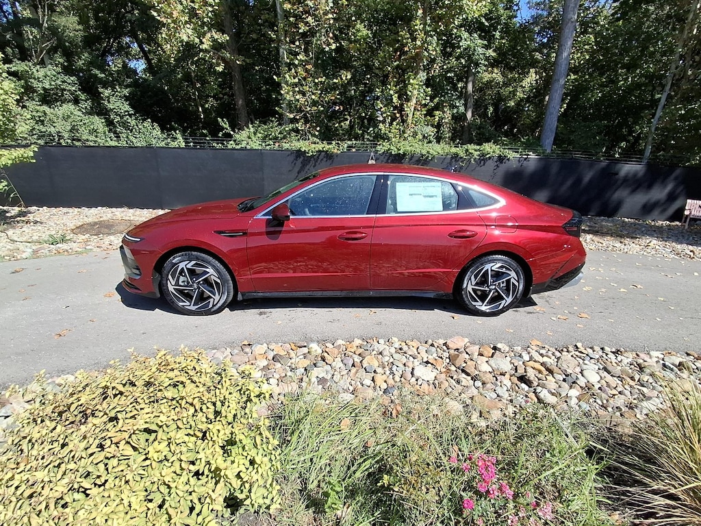 New 2026 Hyundai Sonata SEL Sport Sedan