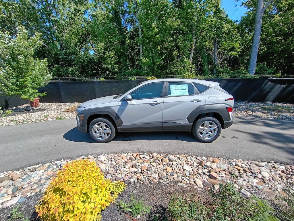 New 2026 Hyundai Kona SE AWD SUV