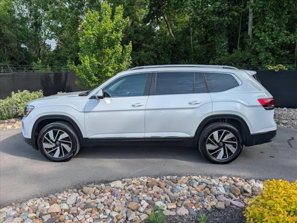 Certified 2025 Volkswagen Atlas 2.0T SEL SUV