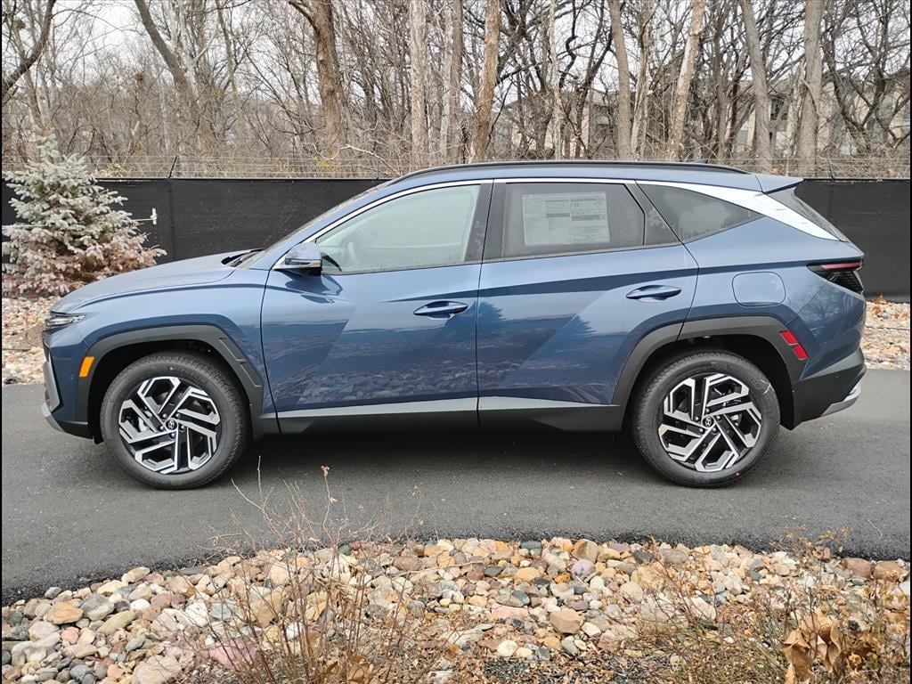 New 2026 Hyundai Tucson Limited AWD SUV