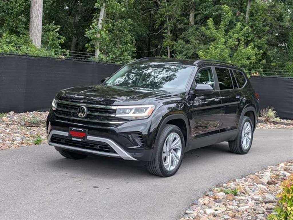 Certified 2023 Volkswagen Atlas 3.6L V6 SE w/Technology SUV