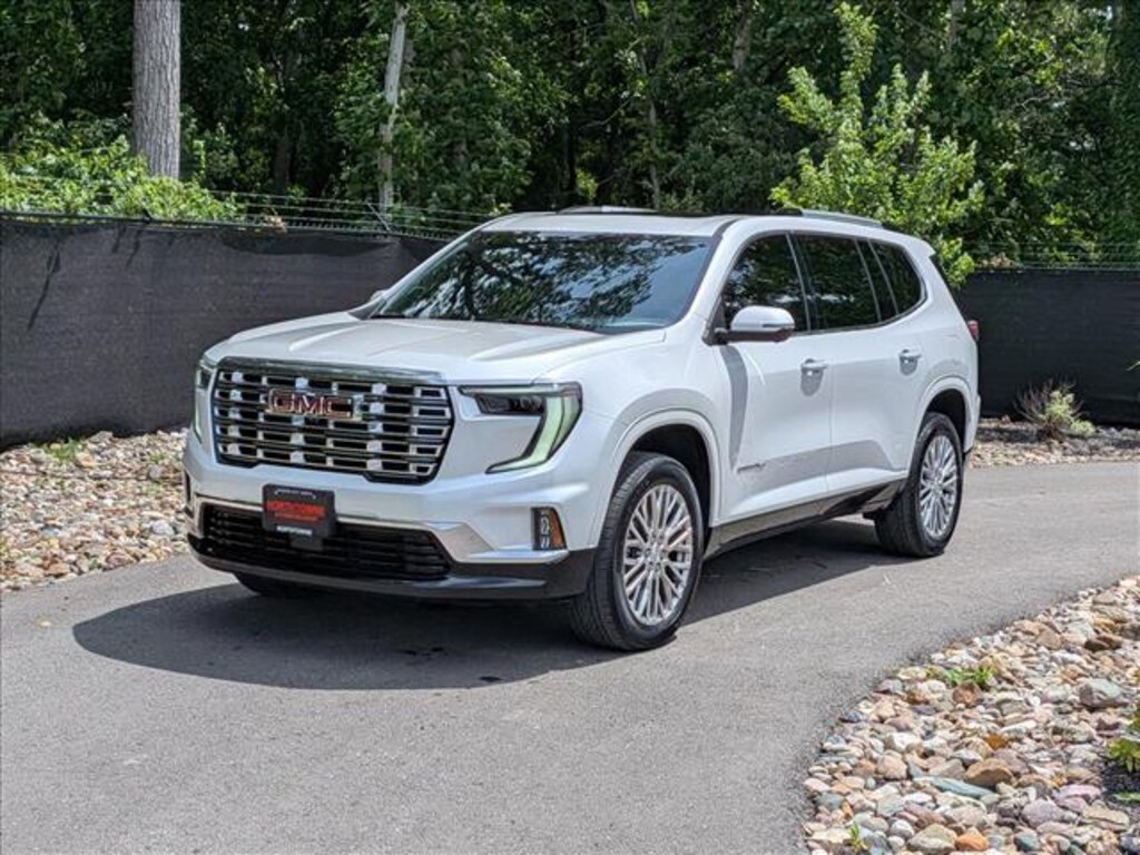 Used 2025 GMC Acadia Denali SUV