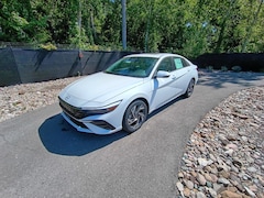 2026 Hyundai Elantra Limited Sedan