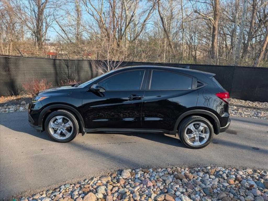 Used 2021 Honda HR-V LX AWD SUV