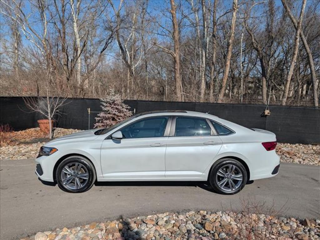 Certified 2023 Volkswagen Jetta 1.5T SE Sedan