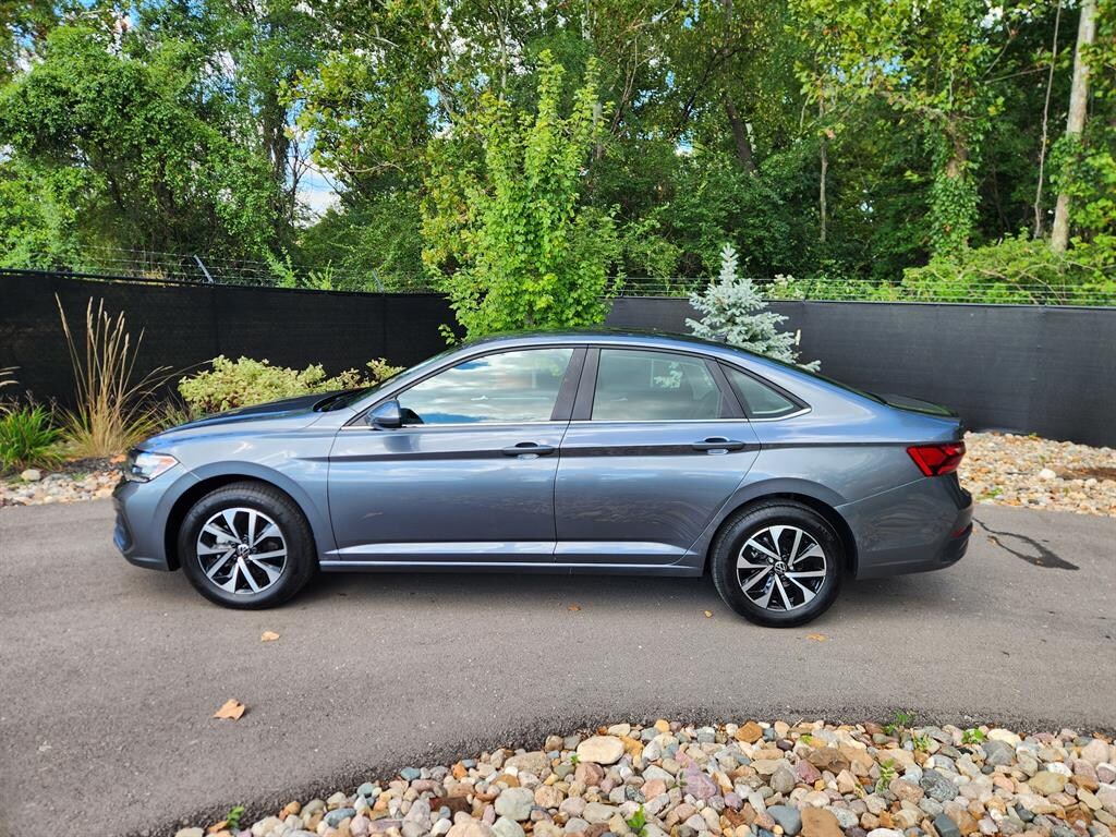 Certified 2024 Volkswagen Jetta 1.5T S Sedan