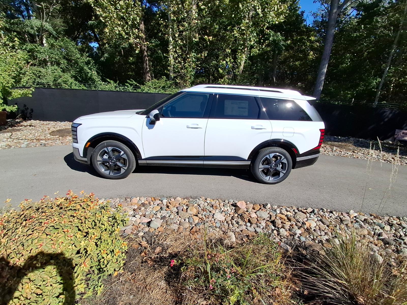 New 2027 Hyundai Palisade Hybrid Limited 7P SUV