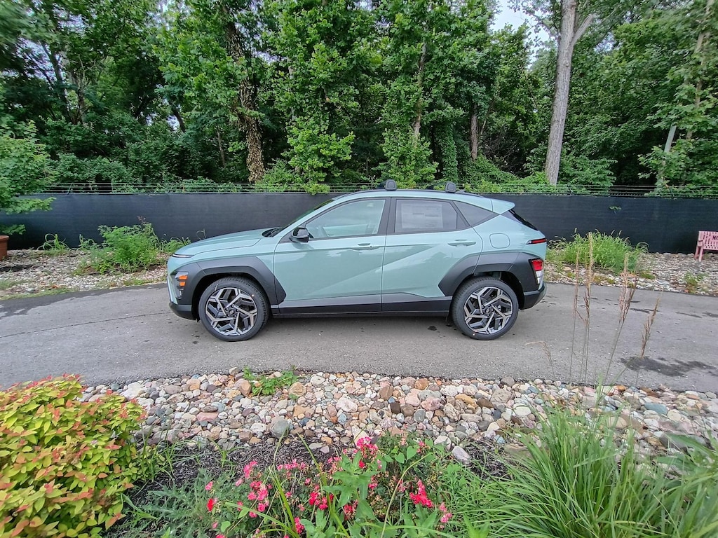 New 2026 Hyundai Kona SEL Premium FWD SUV