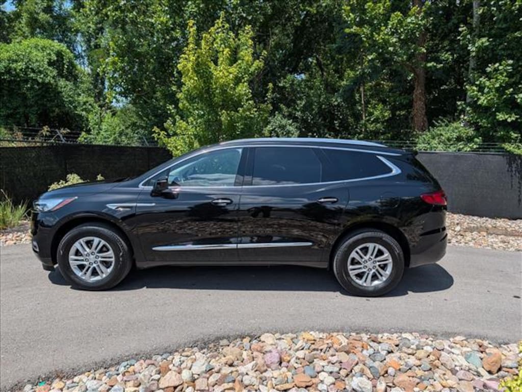 Used 2018 Buick Enclave Essence SUV