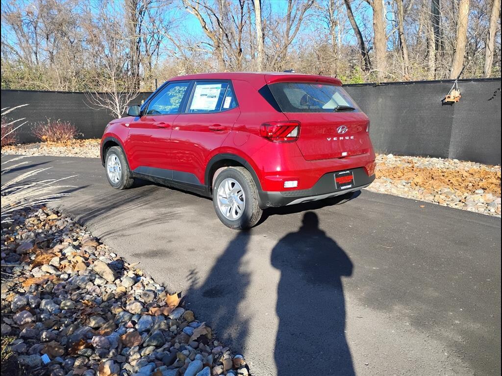 New 2026 Hyundai Venue SE SUV