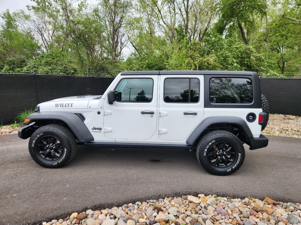 2021 Jeep Wrangler Unlimited Sport photo 2