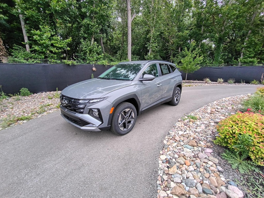 New 2026 Hyundai Tucson SEL AWD SUV