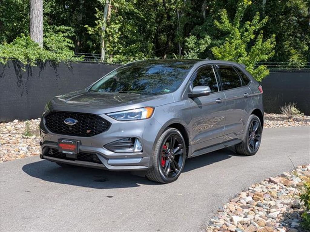 Used 2022 Ford Edge ST SUV