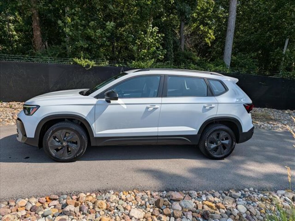 Used 2025 Volkswagen Taos 1.5T S SUV