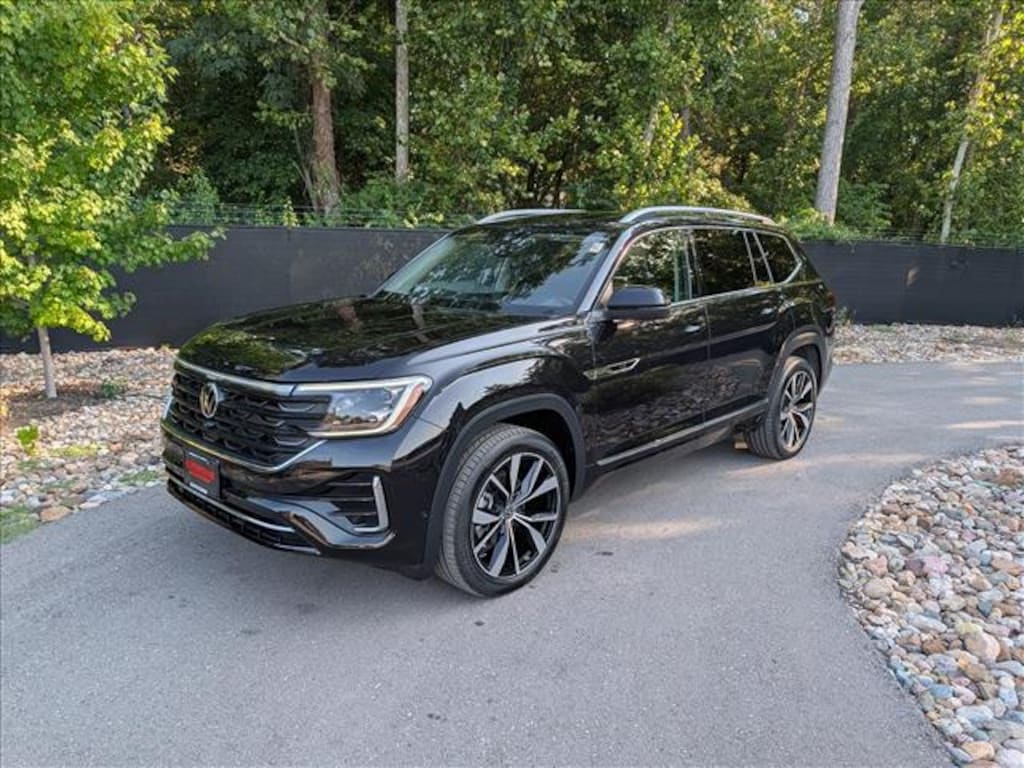 Certified 2025 Volkswagen Atlas 2.0T SEL Premium R-Line SUV