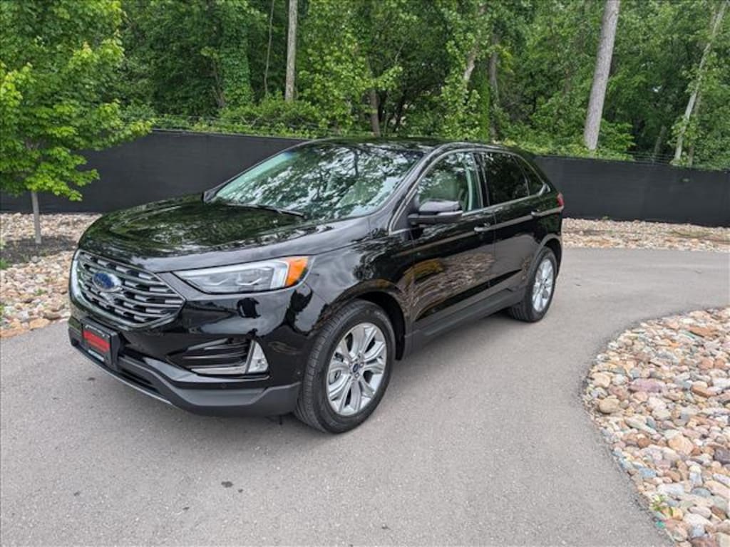 Used 2020 Ford Edge Titanium SUV