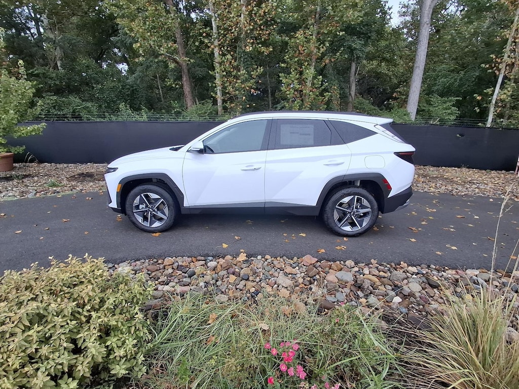 New 2026 Hyundai Tucson Hybrid SEL Convenience SUV