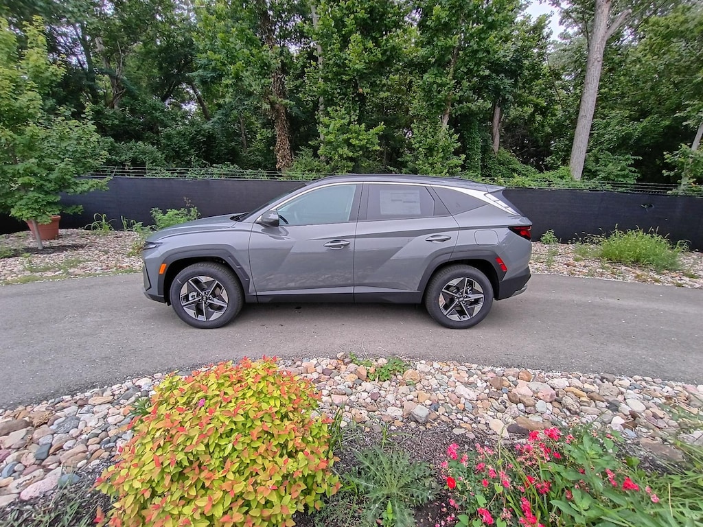 New 2026 Hyundai Tucson SEL AWD SUV