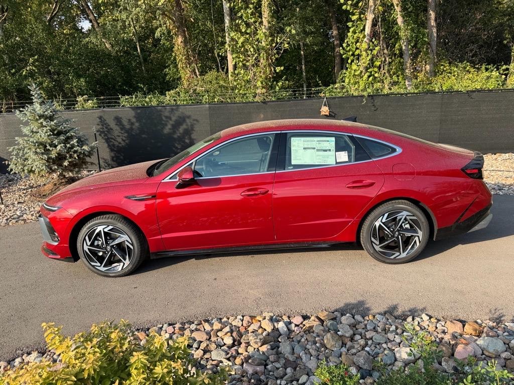 New 2026 Hyundai Sonata SEL Sport Sedan