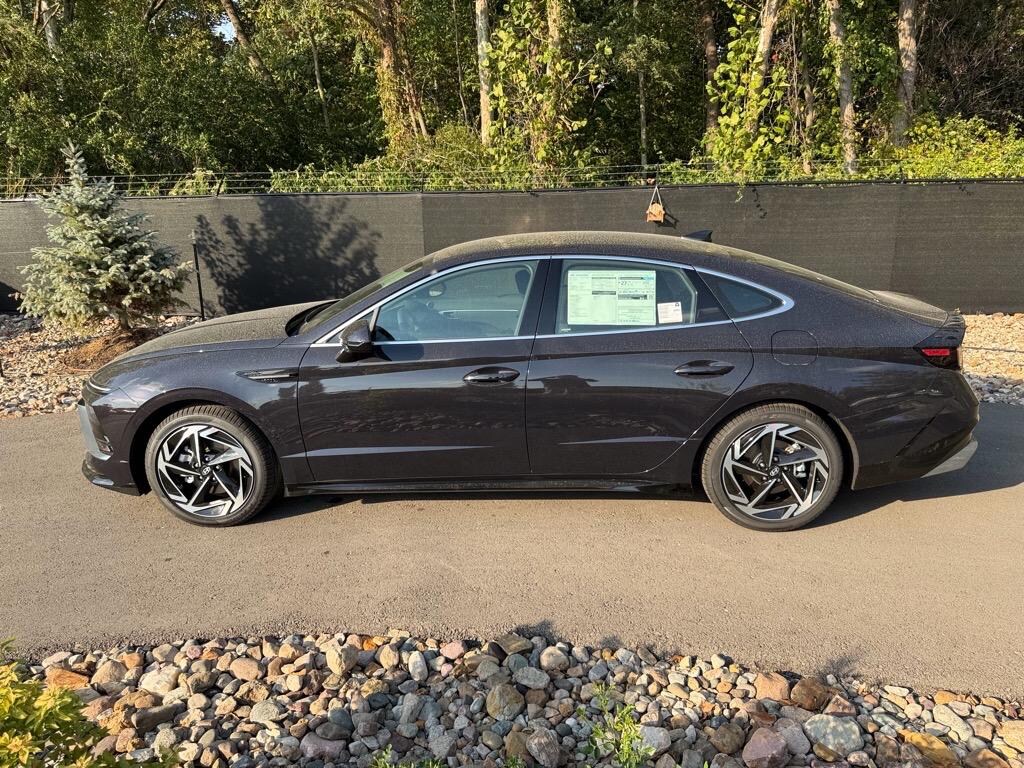 New 2026 Hyundai Sonata SEL Sport Sedan