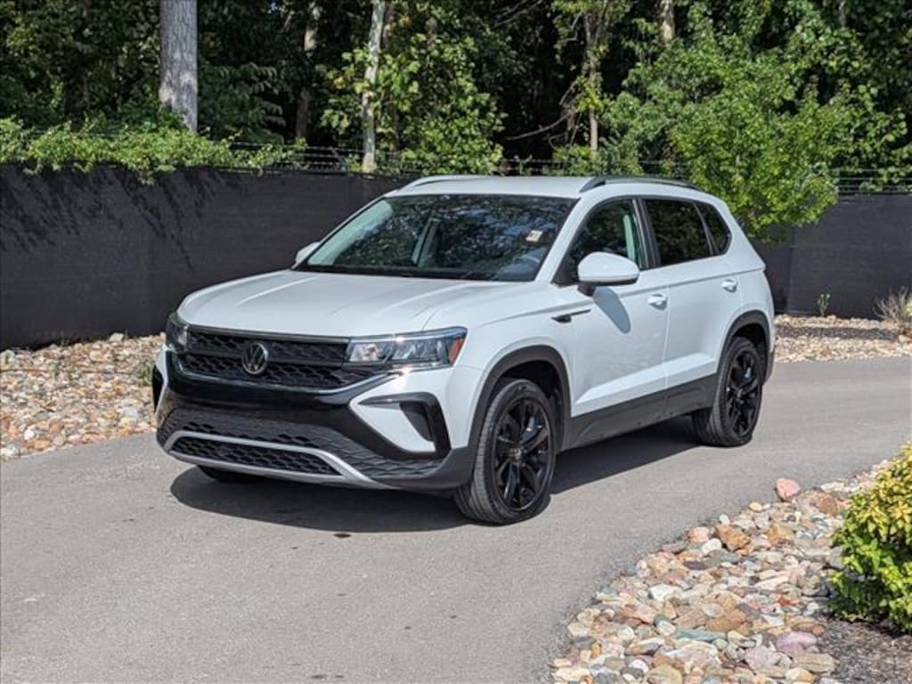 Certified 2023 Volkswagen Taos 1.5T SE SUV