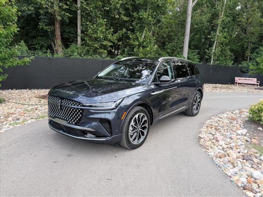 Used 2024 Lincoln Nautilus Reserve SUV