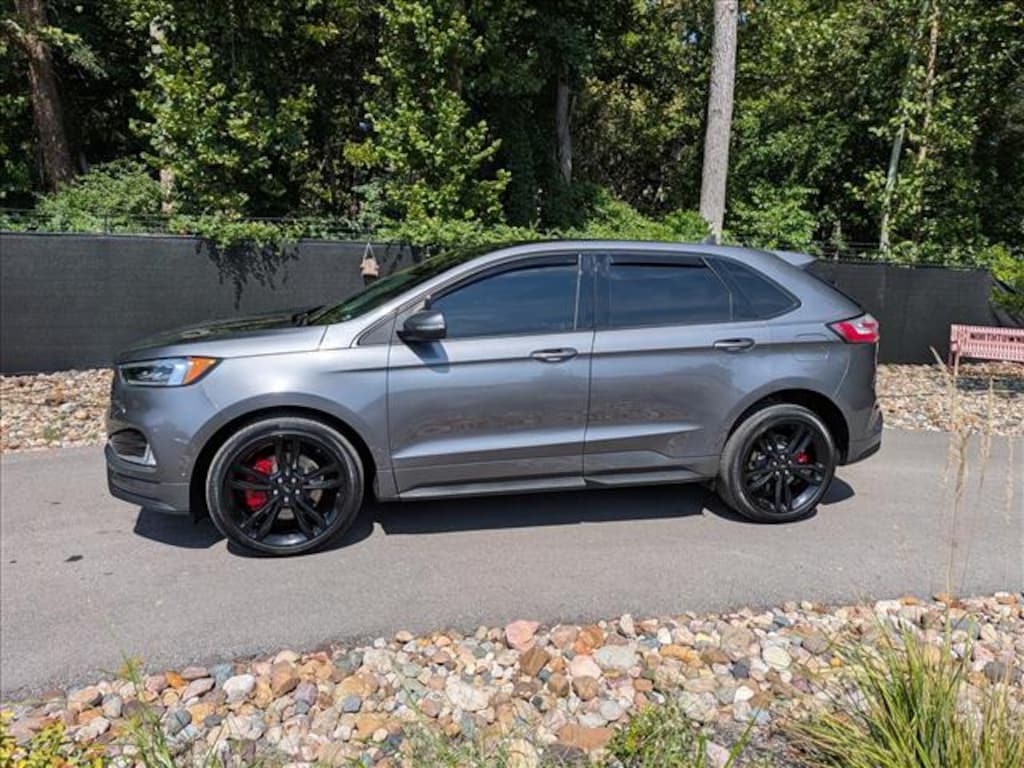 Used 2022 Ford Edge ST SUV
