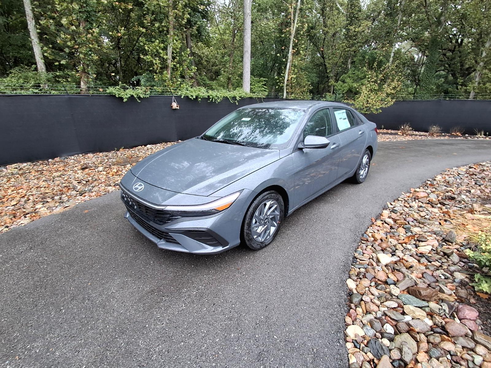 2026 Hyundai Elantra Hybrid