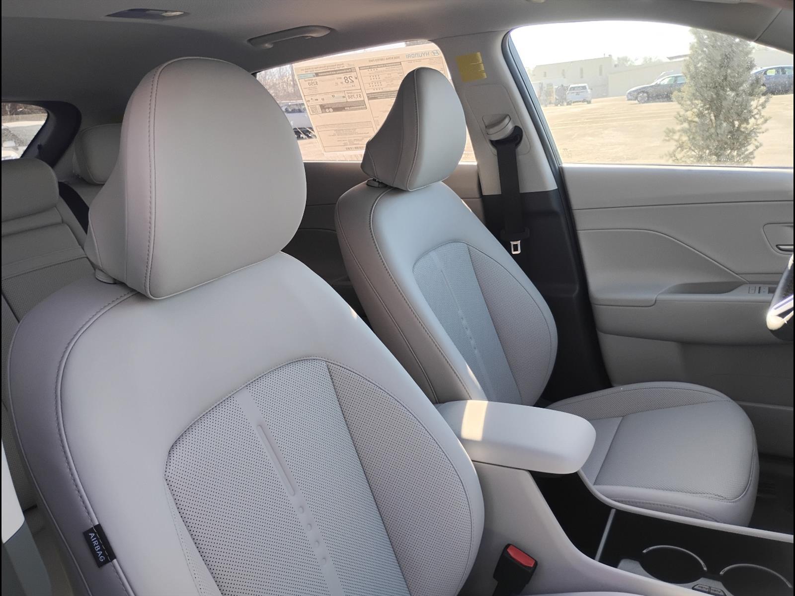 2026 Hyundai Kona Limited - Photo 11