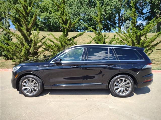 Used 2020 Lincoln Aviator Grand Touring with VIN 5LMYJ8XY7LGL18826 for sale in Kansas City