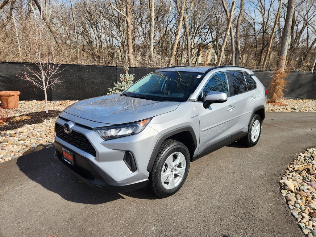 Toyota RAV4 Hybrid 2019: Panduan Lengkap Pembelian dan Ulasan