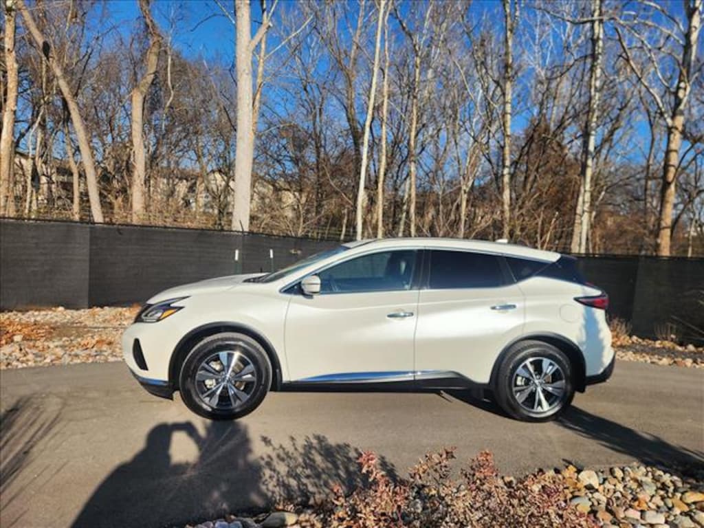 Used 2024 Nissan Murano SV SUV