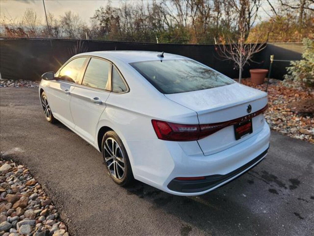 Used 2025 Volkswagen Jetta 1.5T Sport Sedan